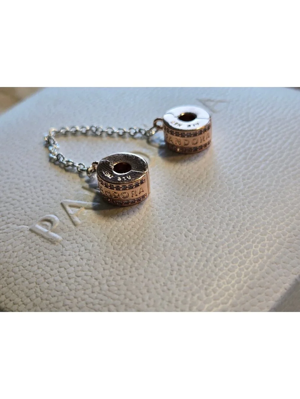 Pandora s925 ale charm chain met ale
